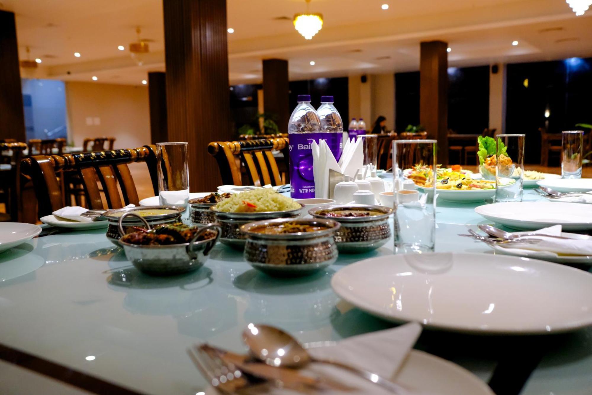 Finn'S Weaver Resort, Kāziranga מראה חיצוני תמונה