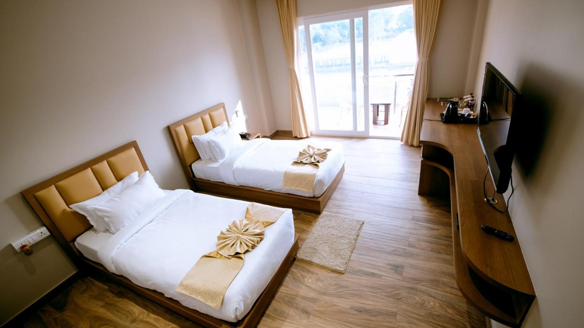 Finn'S Weaver Resort, Kāziranga מראה חיצוני תמונה