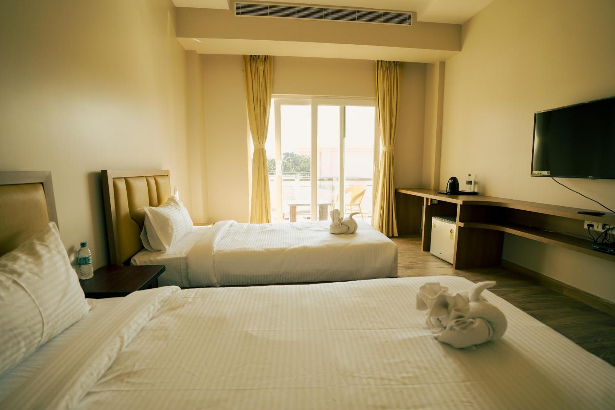 Finn'S Weaver Resort, Kāziranga מראה חיצוני תמונה